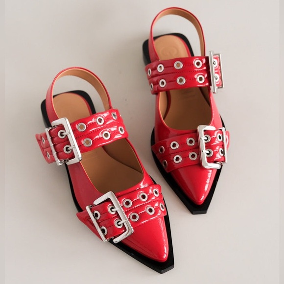 STEVE MADDEN Red & Silver Buckle Patent Leather Ganni Pointed Toe Flat Shoes 8 - Picture 6 of 16